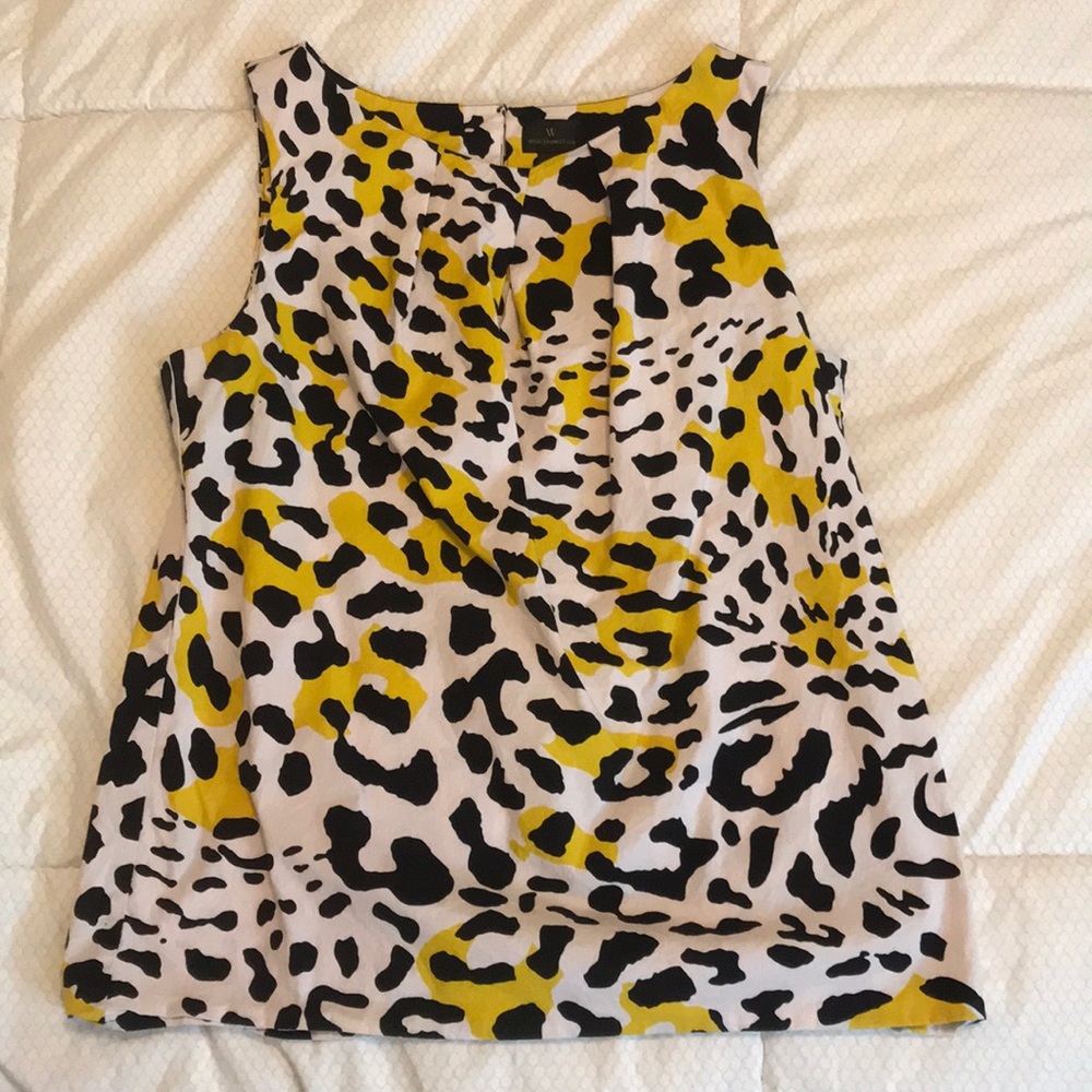 Sleeveless dressy top